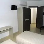 Alojamento de Acomodação e Pequeno-almoço B&birs 3*